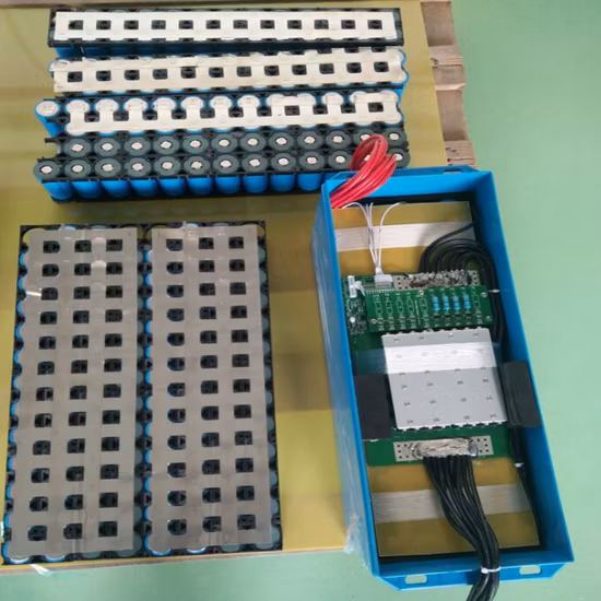 Fornire direttamente una batteria agli ioni di litio, 12 V, 110 Ah, come batteria di avviamento/backup